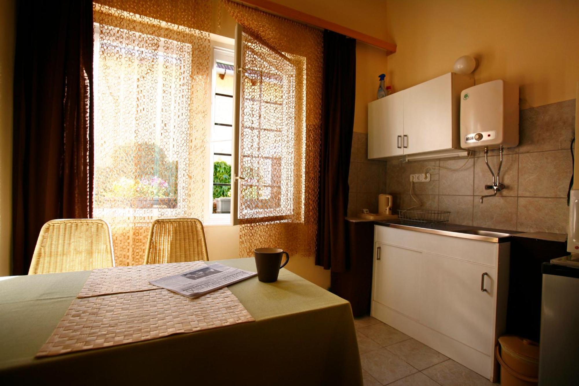 Keszi Panzio Hotel Budakeszi Luaran gambar