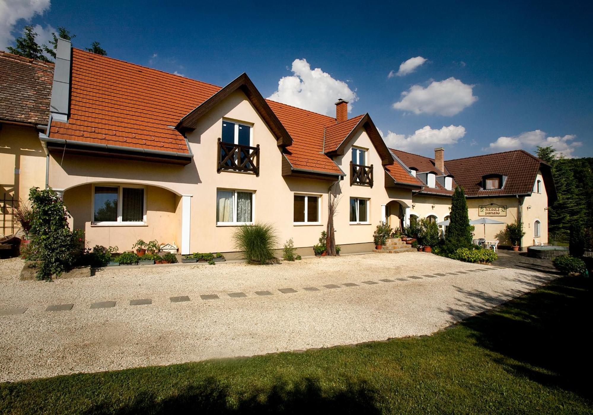Keszi Panzio Hotel Budakeszi Luaran gambar